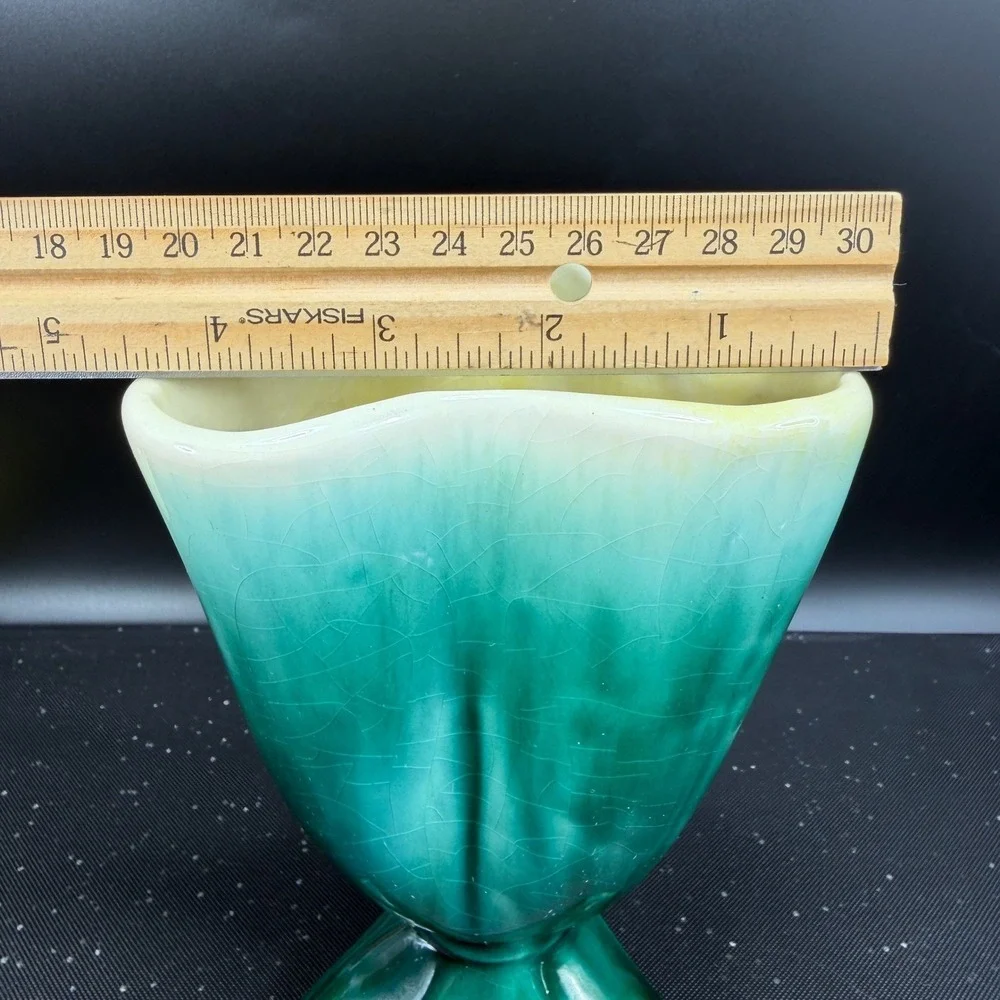 Vintage Green Ombre Crackle Glaze Ceramic Vase Tri Corner Pedestal Planter‎ Vase
